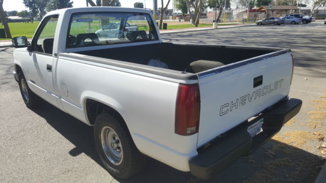 1992 Chevrolet C/K Pickup 1500 Cheyenne - photo 3