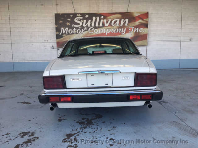 1990 Jaguar XJ - photo 6