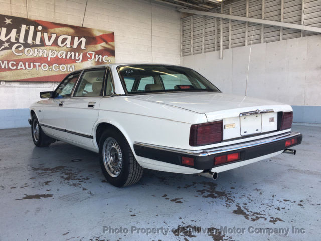 1990 Jaguar XJ - photo 7