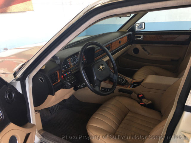 1990 Jaguar XJ - photo 9