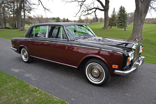 1972 Rolls-Royce Silver Shadow - 4 door sedan