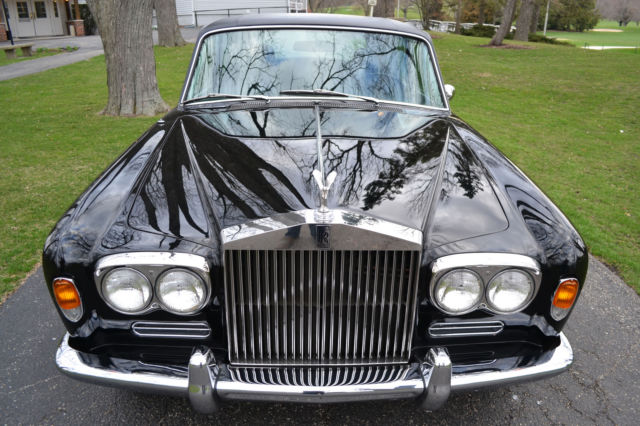 1972 Rolls-Royce Silver Shadow - 4 door sedan - photo 3