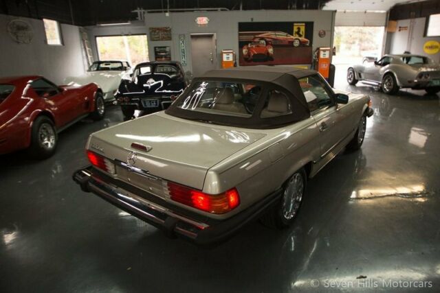1988 Mercedes-Benz SL-Class 560 SL, Both Tops - photo 7