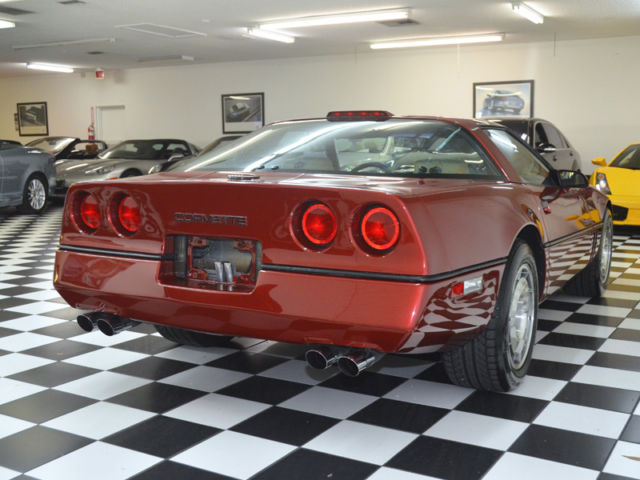 1987 Chevrolet Corvette Base Hatchback 2-Door - photo 10