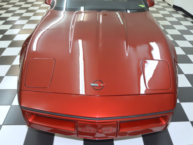 1987 Chevrolet Corvette Base Hatchback 2-Door - photo 4