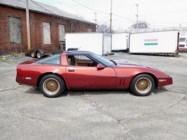 1987 Chevrolet Corvette LOW MILES - photo 3
