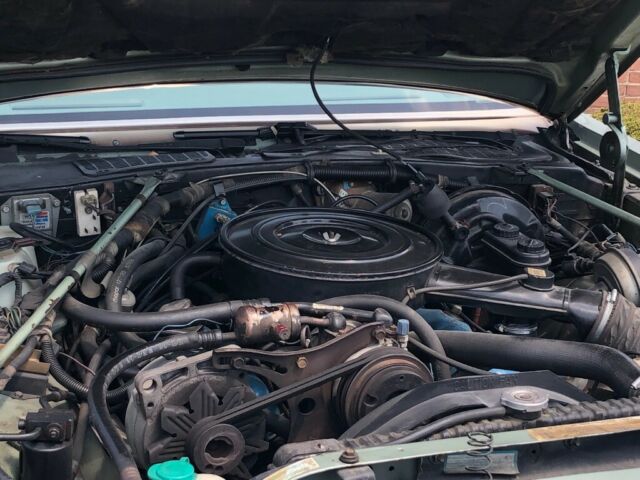 1981 Chrysler Imperial - photo 5