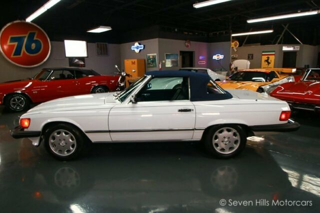1989 Mercedes-Benz SL-Class 560SL , Very Clean - photo 11