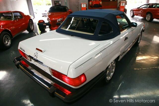 1989 Mercedes-Benz SL-Class 560SL , Very Clean - photo 7