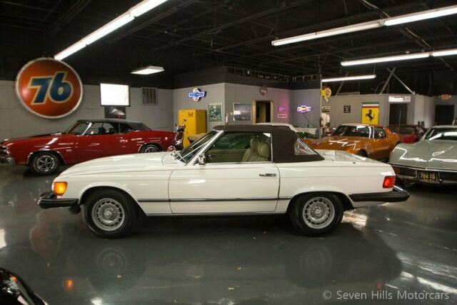 1982 Mercedes-Benz SL-Class 380 SL, Both Tops - photo 11