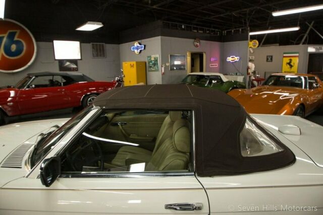 1982 Mercedes-Benz SL-Class 380 SL, Both Tops - photo 13