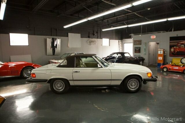 1982 Mercedes-Benz SL-Class 380 SL, Both Tops - photo 6