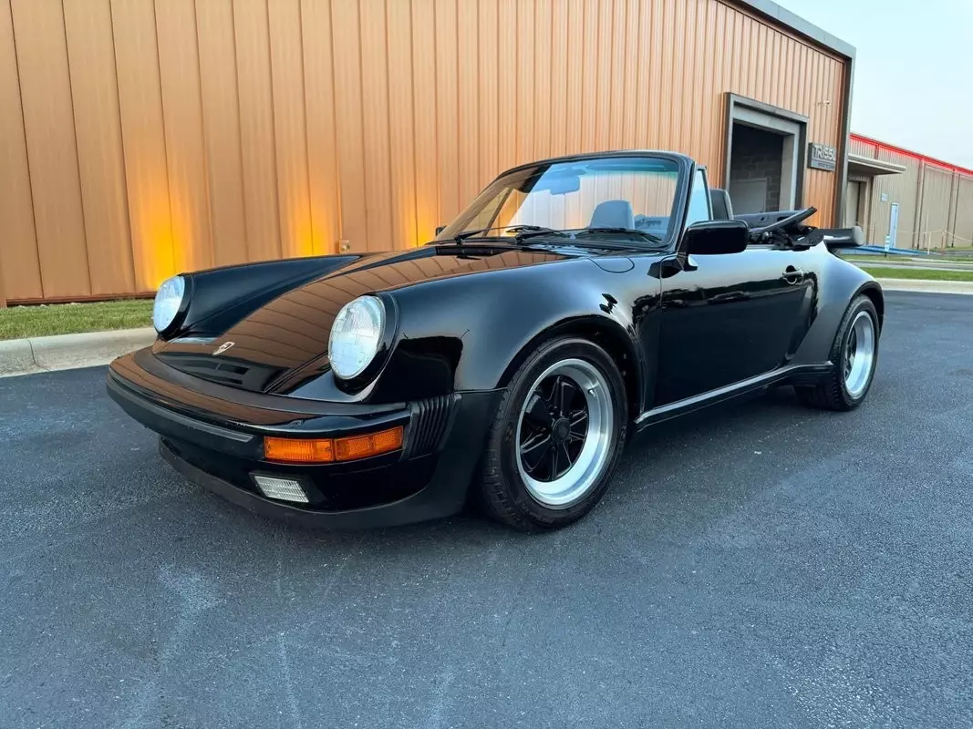 1985 Porsche 911 - photo 6
