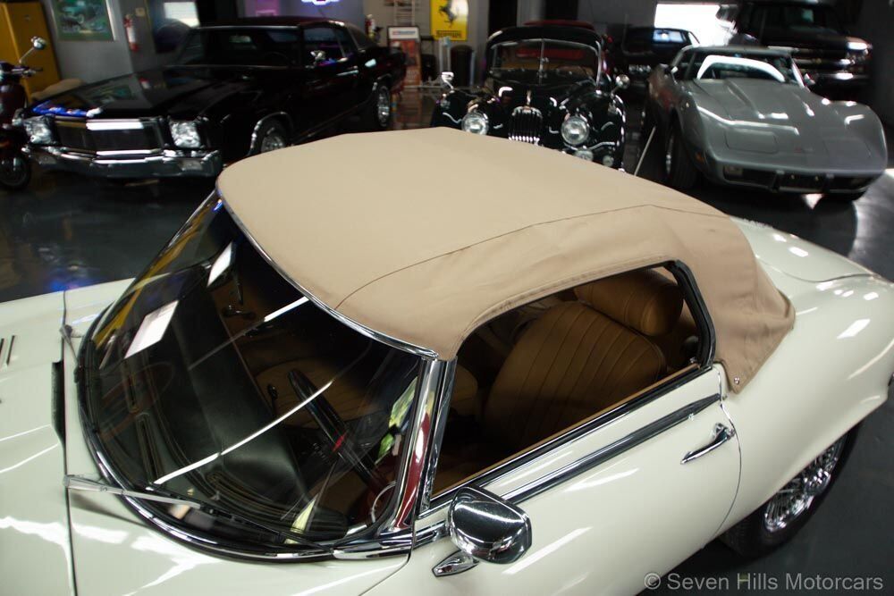 1974 Jaguar E-Type Roadster, EXCELLENT CONDITION - photo 11