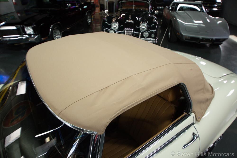 1974 Jaguar E-Type Roadster, EXCELLENT CONDITION - photo 13