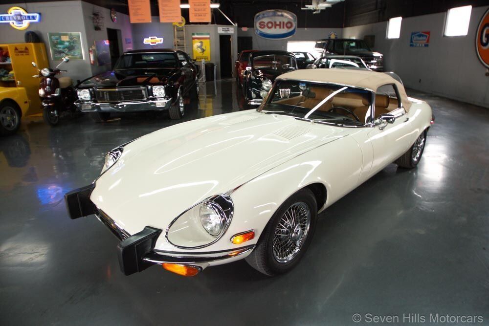 1974 Jaguar E-Type Roadster, EXCELLENT CONDITION - photo 2