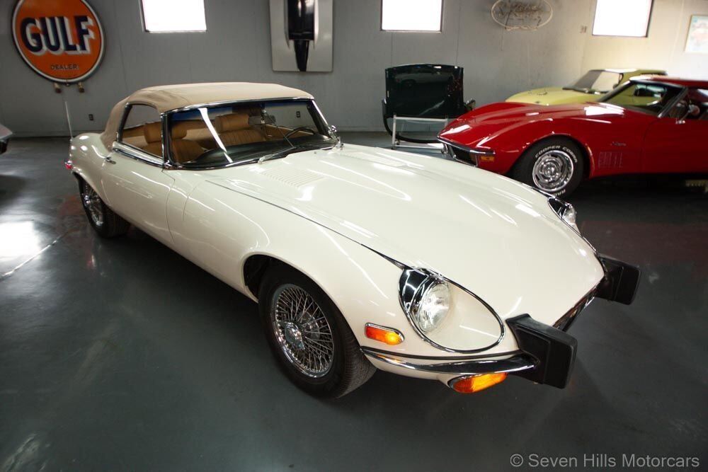 1974 Jaguar E-Type Roadster, EXCELLENT CONDITION - photo 4