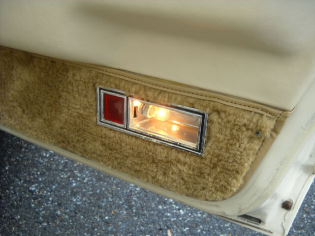 1982 Lincoln Continental - photo 13
