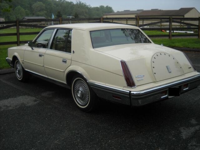1982 Lincoln Continental - photo 5