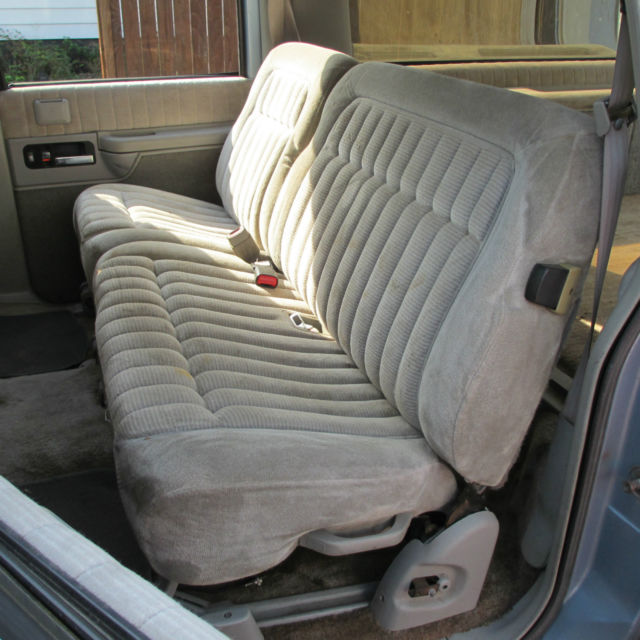 1992 Chevrolet Suburban - photo 12