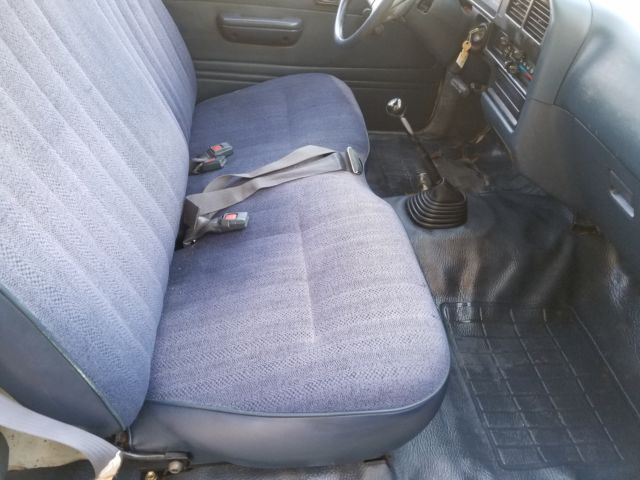 1990 Toyota Pickup NO RESERVE Original Arizona Barn Find mini-Truck - photo 11