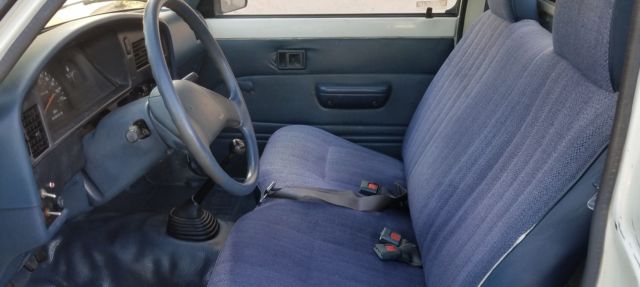 1990 Toyota Pickup NO RESERVE Original Arizona Barn Find mini-Truck - photo 8