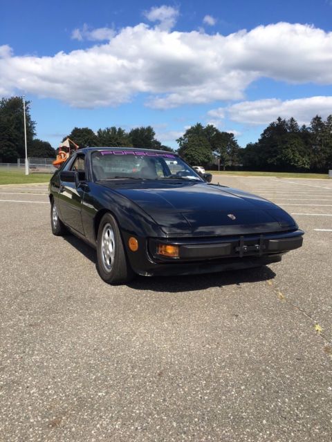 LOW MILES, SHARES THE 944 2.5L OEM ENGINE 1987 Porsche 924 S model