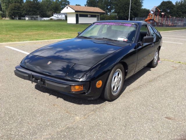 1987 Porsche 924 S model - photo 5