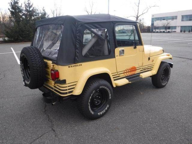 1990 Jeep Wrangler Islander Sport Utility 2-Door - photo 4