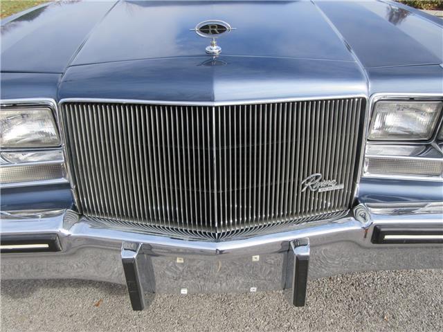 1984 Buick Riviera -- - photo 8
