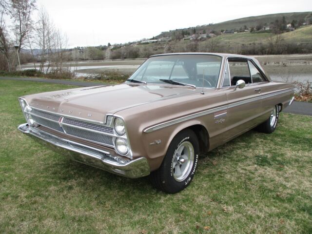 1965 Plymouth Sport Fury , Nice Driver - photo 2
