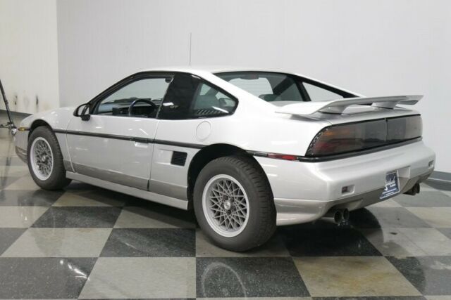 1987 Pontiac Fiero GT - photo 10