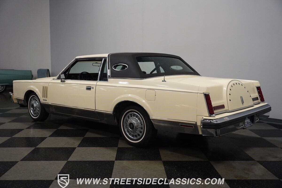 1982 Lincoln Mark Series - photo 12