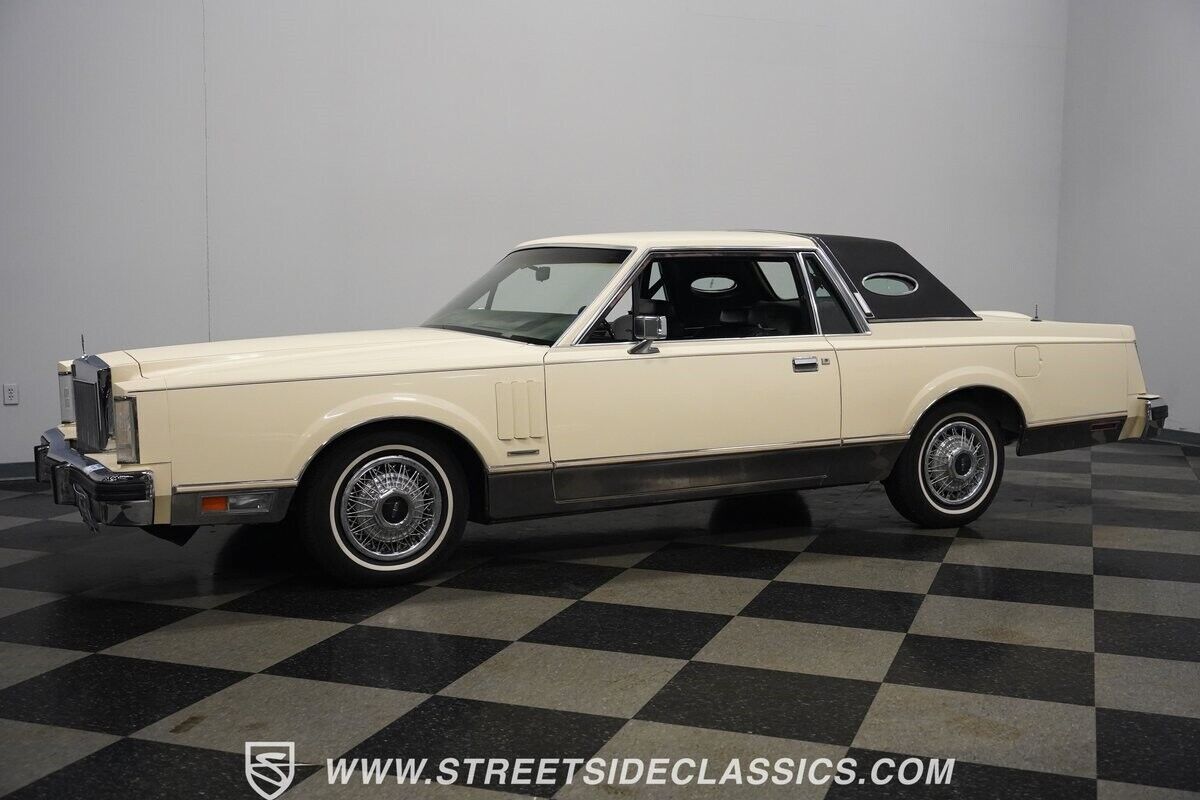 1982 Lincoln Mark Series - photo 9
