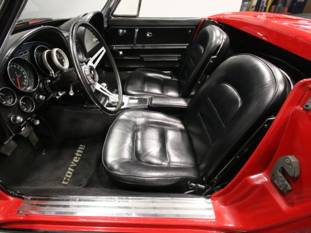 1965 Chevrolet Corvette - photo 3