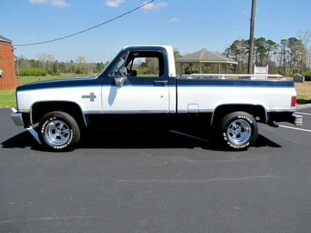 1986 Chevrolet C-10 Silverado UNMOLESTED!! - photo 6