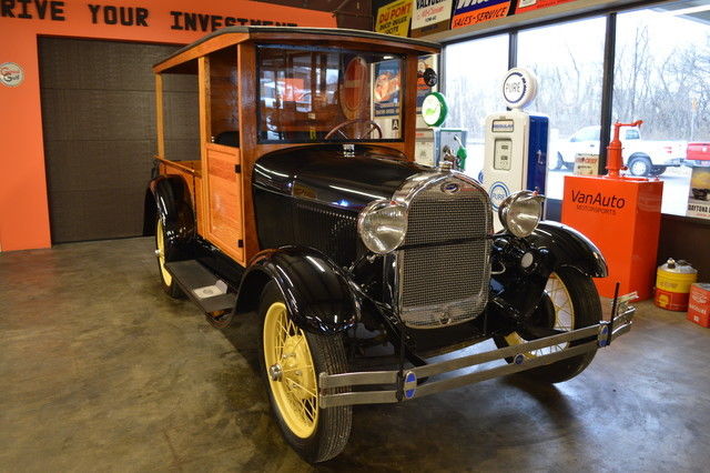 1929 Ford Model A Huckster Woodie - photo 12