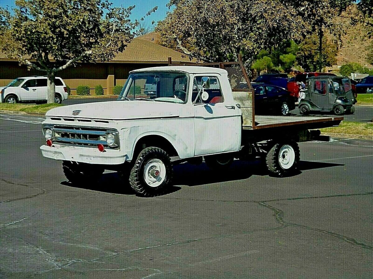 LOW RESERVE 4WD F100 Ranch Truck Solid Running Gear Very Little Rust Runs/Drives 1961 Ford F-100 4X4 Custom Cab