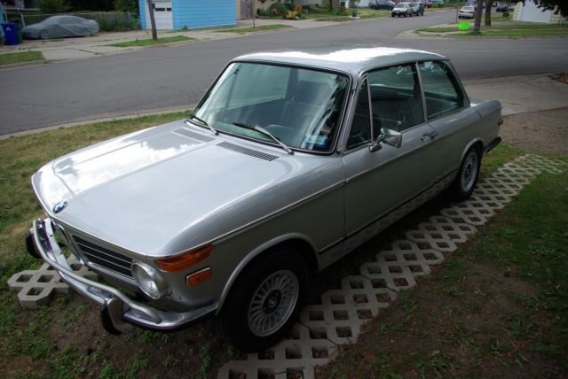 Low VIN 1971-build BMW 2002tii 1972 BMW 2002 tii