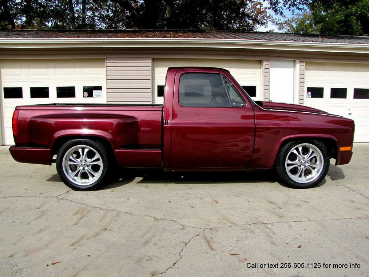 1981 Chevrolet C-10 TOTAL CUSTOM !! DAKOTA DIGITAL DASH !! AMAZING !!! - photo 3