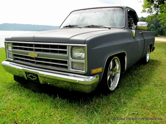 LOWERED SWB " COLD A/C " RUST FREE SOUTHERN TRUCK " LOW RESERVE " SHARP RIDE!!! 1987 Chevrolet C-10 R/10 FACTORY FUEL INJECTED ! " READY TO CRUISE "