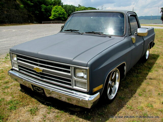 1987 Chevrolet C-10 R/10 FACTORY FUEL INJECTED ! " READY TO CRUISE " - photo 3