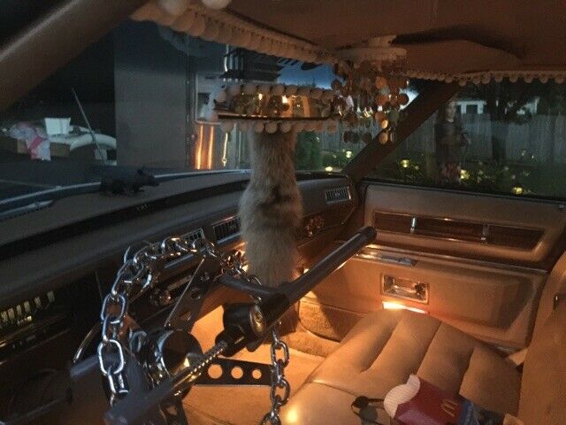 1976 Cadillac DeVille Base - photo 10