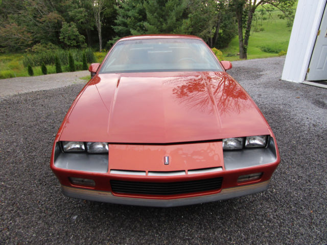 1985 Chevrolet Camaro 2 DOOR HATCHBACK - photo 3