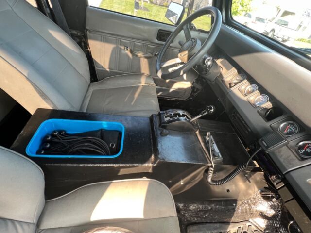 1990 Jeep Wrangler - photo 9