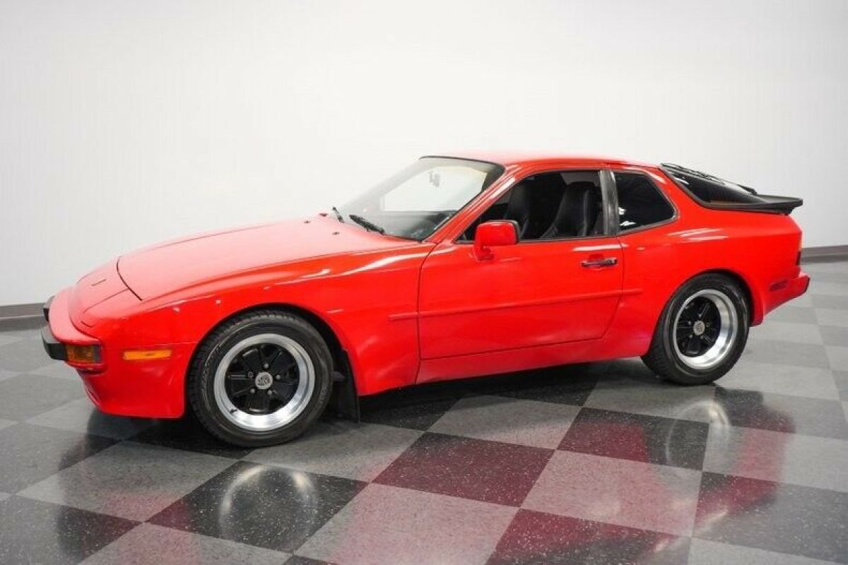 1985 Porsche 944 LS1 - photo 7