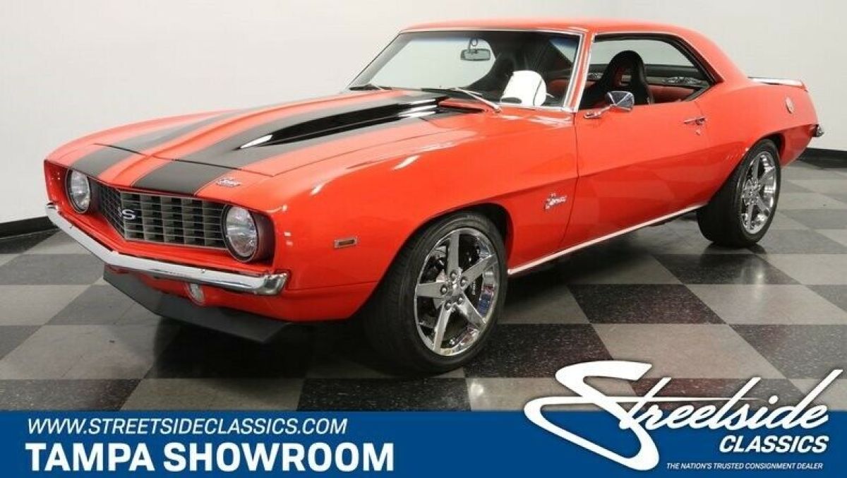 LS2 V8 6 SPEED COLD A/C 4TH GEN CAMARO SUSPENSION WILWOOD DISC MUCH MORE 1969 Chevrolet Camaro Restomod