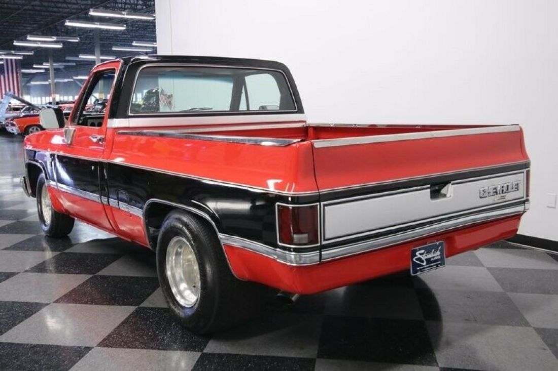 1987 Chevrolet C/K Pickup 1500 Silverado Restomod LS2 - photo 10
