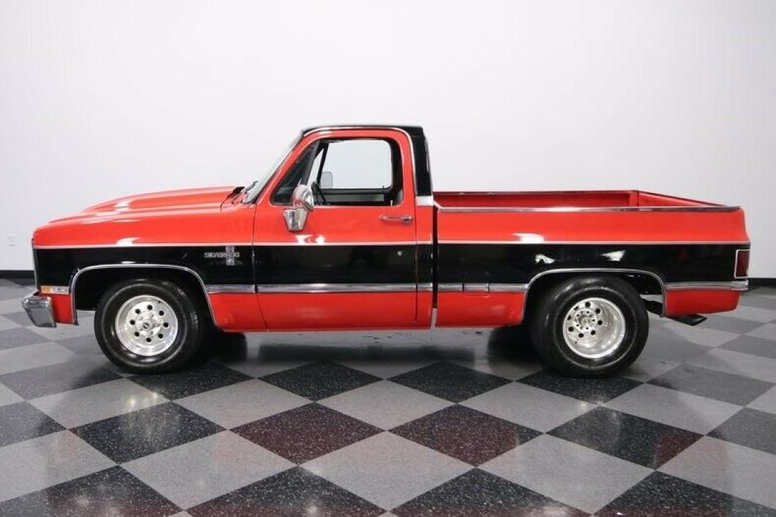 1987 Chevrolet C/K Pickup 1500 Silverado Restomod LS2 - photo 3
