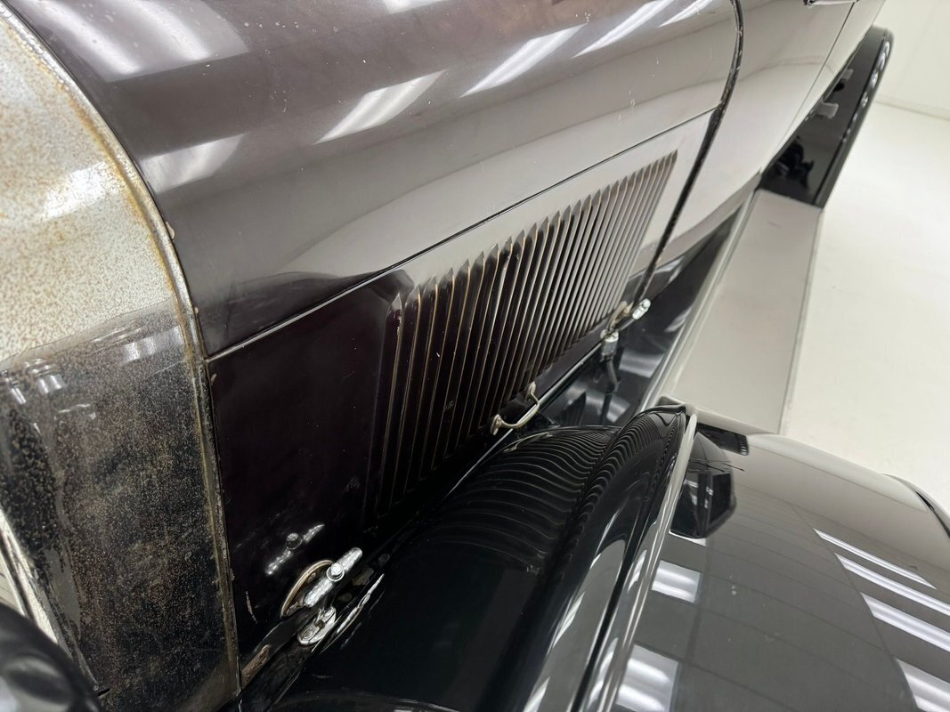 1922 Lincoln Model 117 Brunn Sedan - photo 12